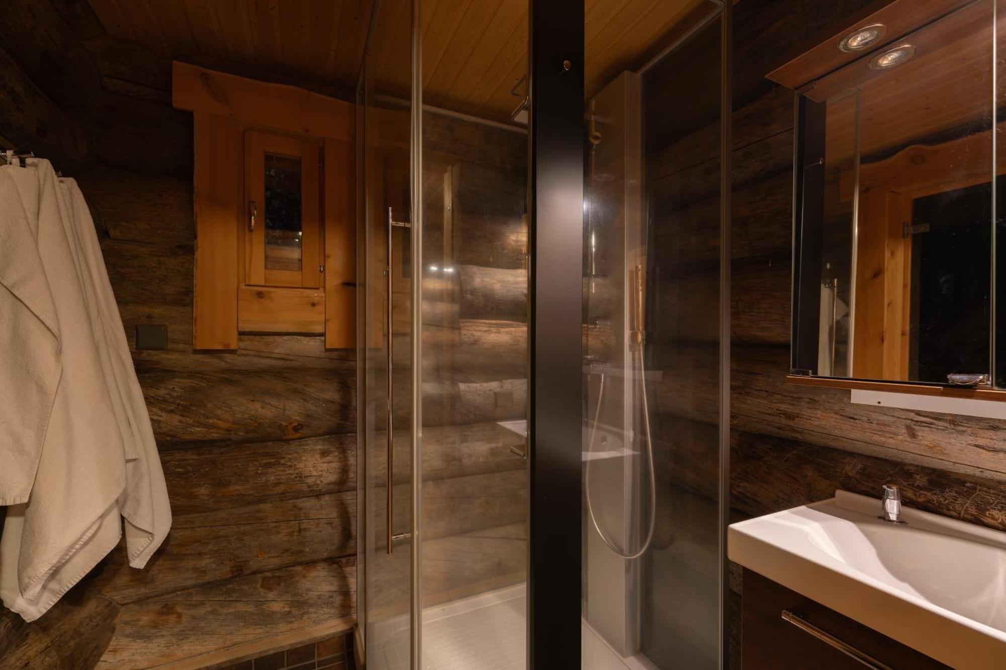 Kuukkeli Log Houses Villa Aurora "Pupula" Saariselkä Exteriör bild
